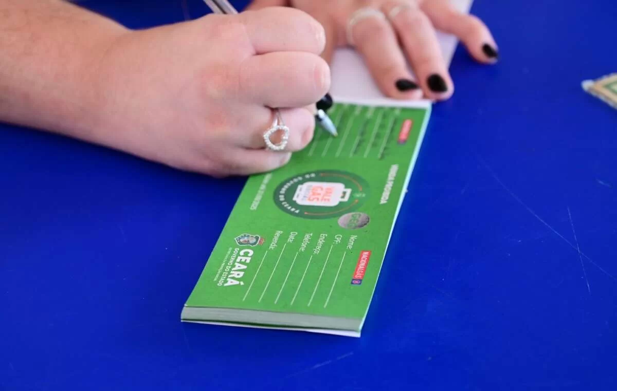 Governo do Ceará inicia distribuição do Vale Gás Social a partir de segunda-feira