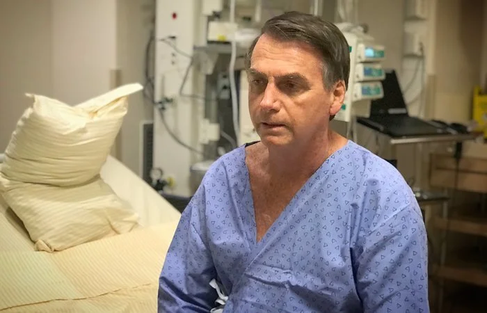 Bolsonaro segue na UTI sem previsão de alta, apesar de melhora no quadro clínico