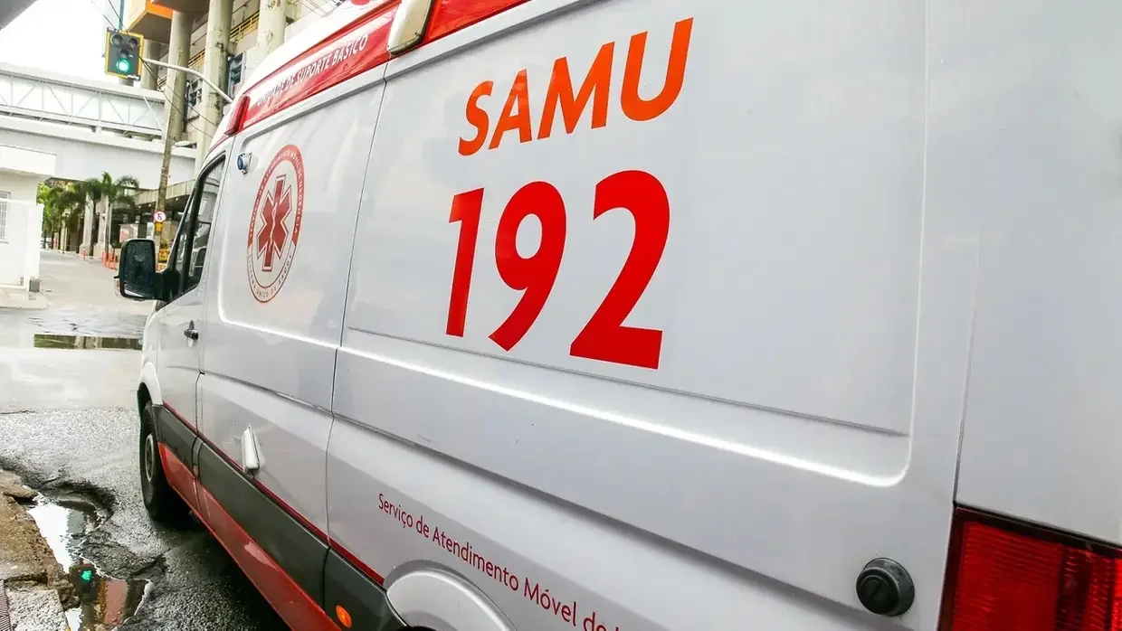 Idoso atropelado por ônibus no Terminal do Antônio Bezerra morre em Fortaleza