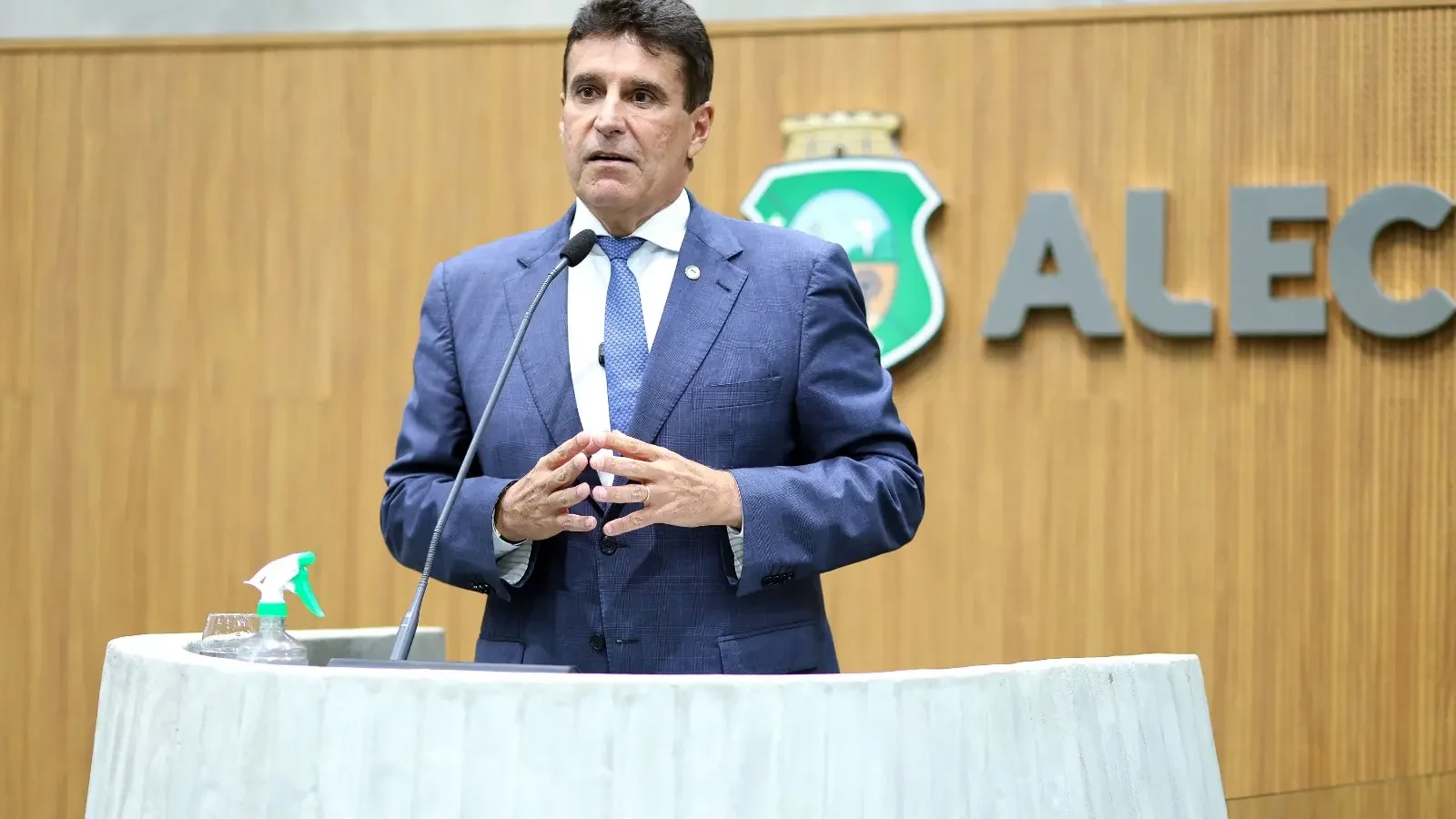 Política