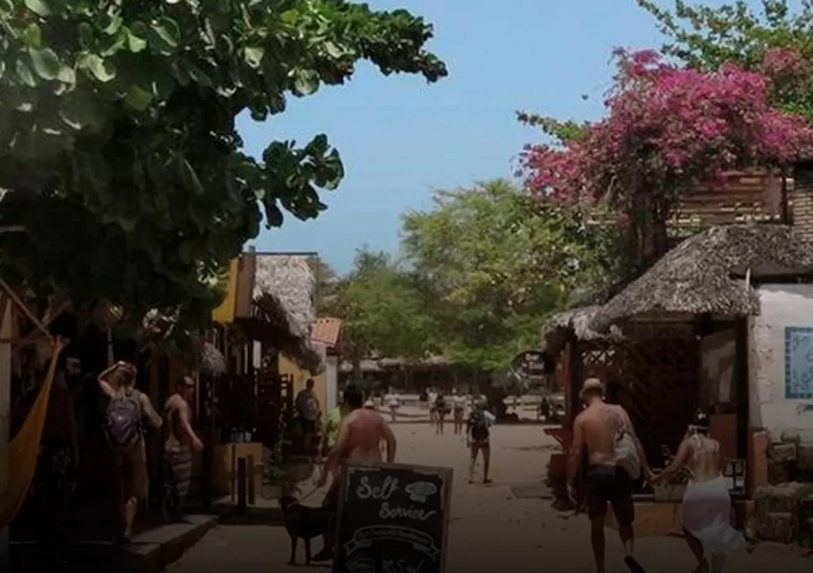 Justiça mantém acesso livre à Vila de Jericoacoara e impede cobrança de ingresso