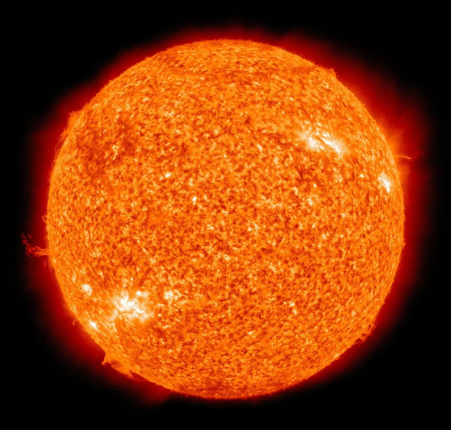 Curiosidade: a luz do Sol demora 8 minutos para chegar à Terra
