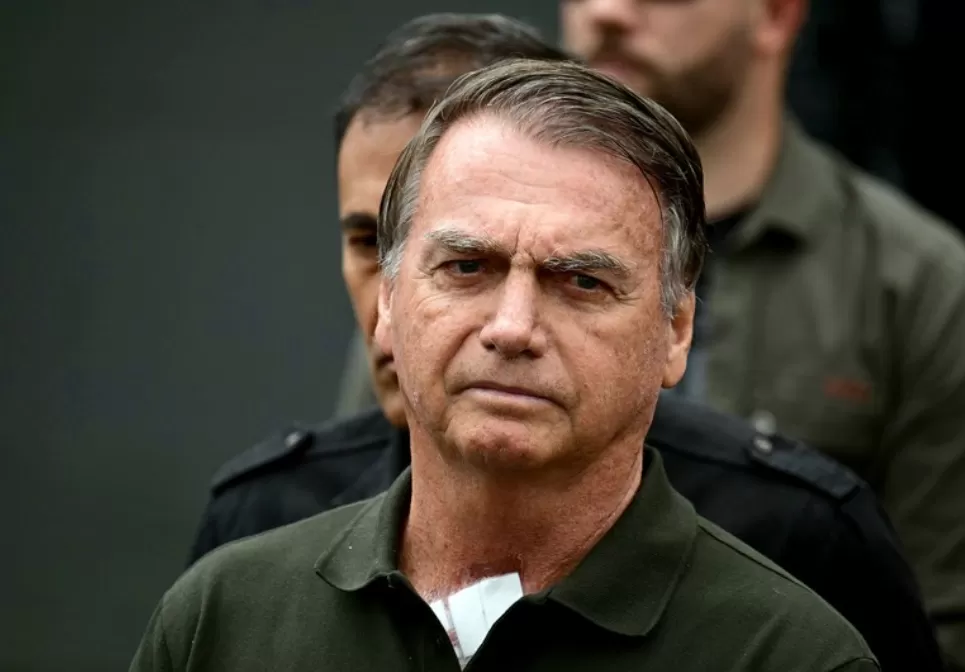 Prisão preventiva de Jair Bolsonaro é executada pela Polícia Federal em Brasília