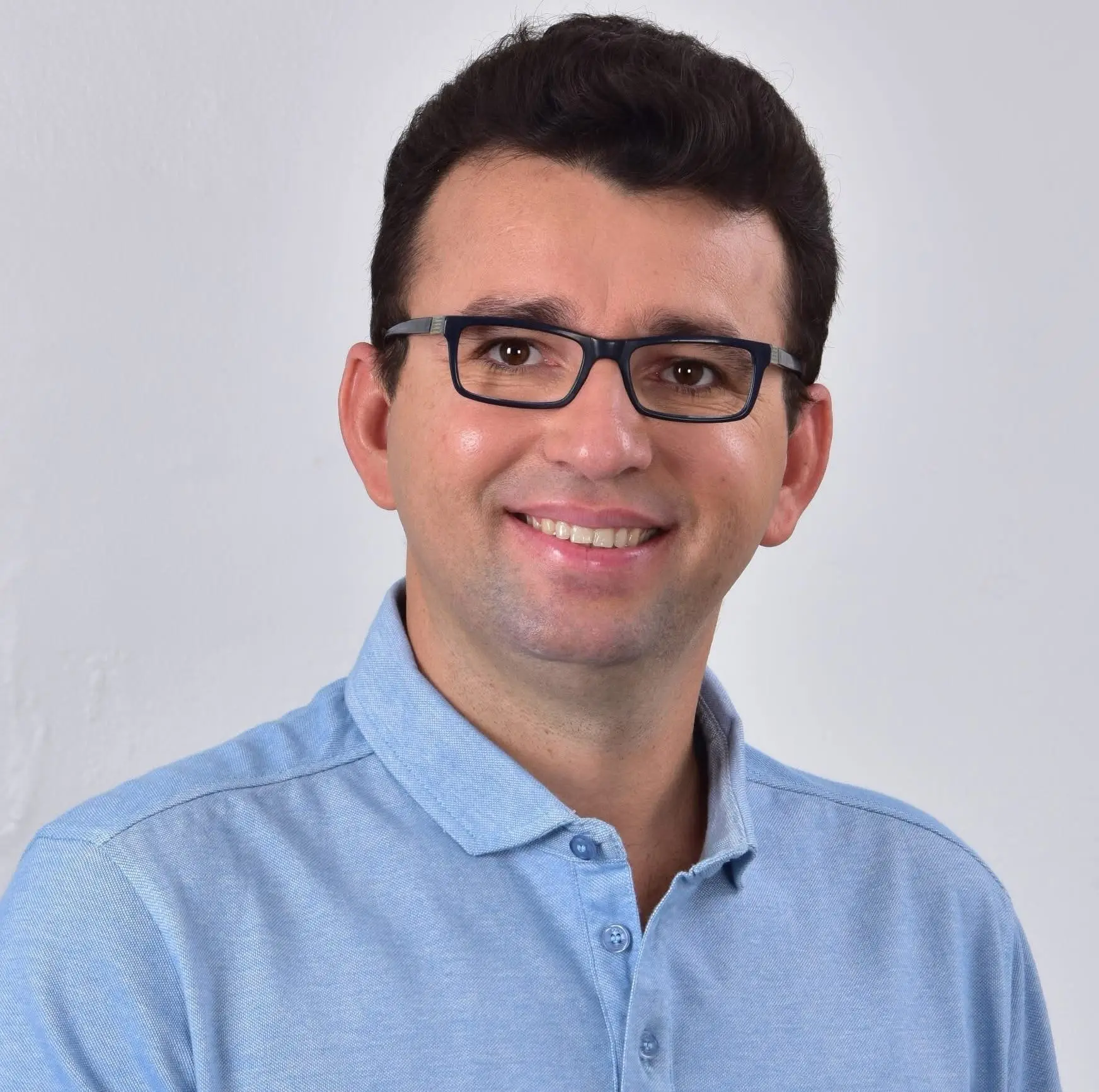 Prefeito Edézio Sintonio esclarece valores investidos na saúde e detalha custos oficiais do centro cirúrgico de Coreaú