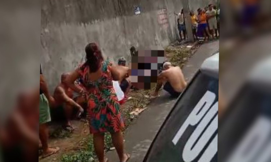 Motociclista e passageiro m0rr3m após colisão contra muro no bairro Sapiranga, em Fortaleza