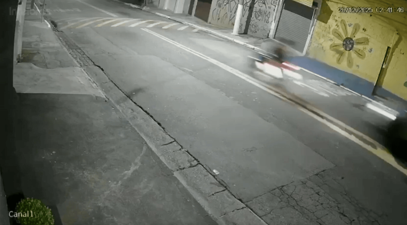 Jovem é presa após atropel4r e m4t4r namorado e amiga dele em São Paulo