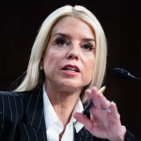 Procuradora-geral dos EUA afirma que Nicolás Maduro enfrentará “toda a severidade da justiça” em solo americano
