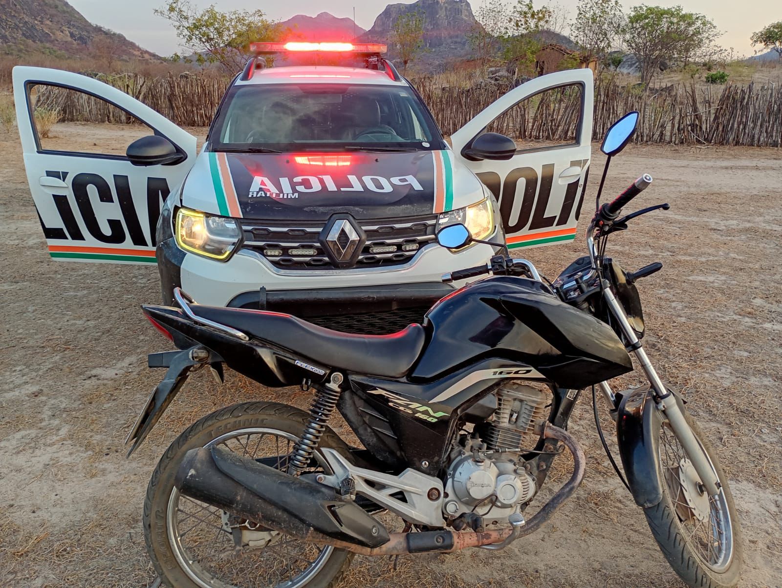 PMCE recupera motocicleta com registro de r0ub0 em Irauçuba