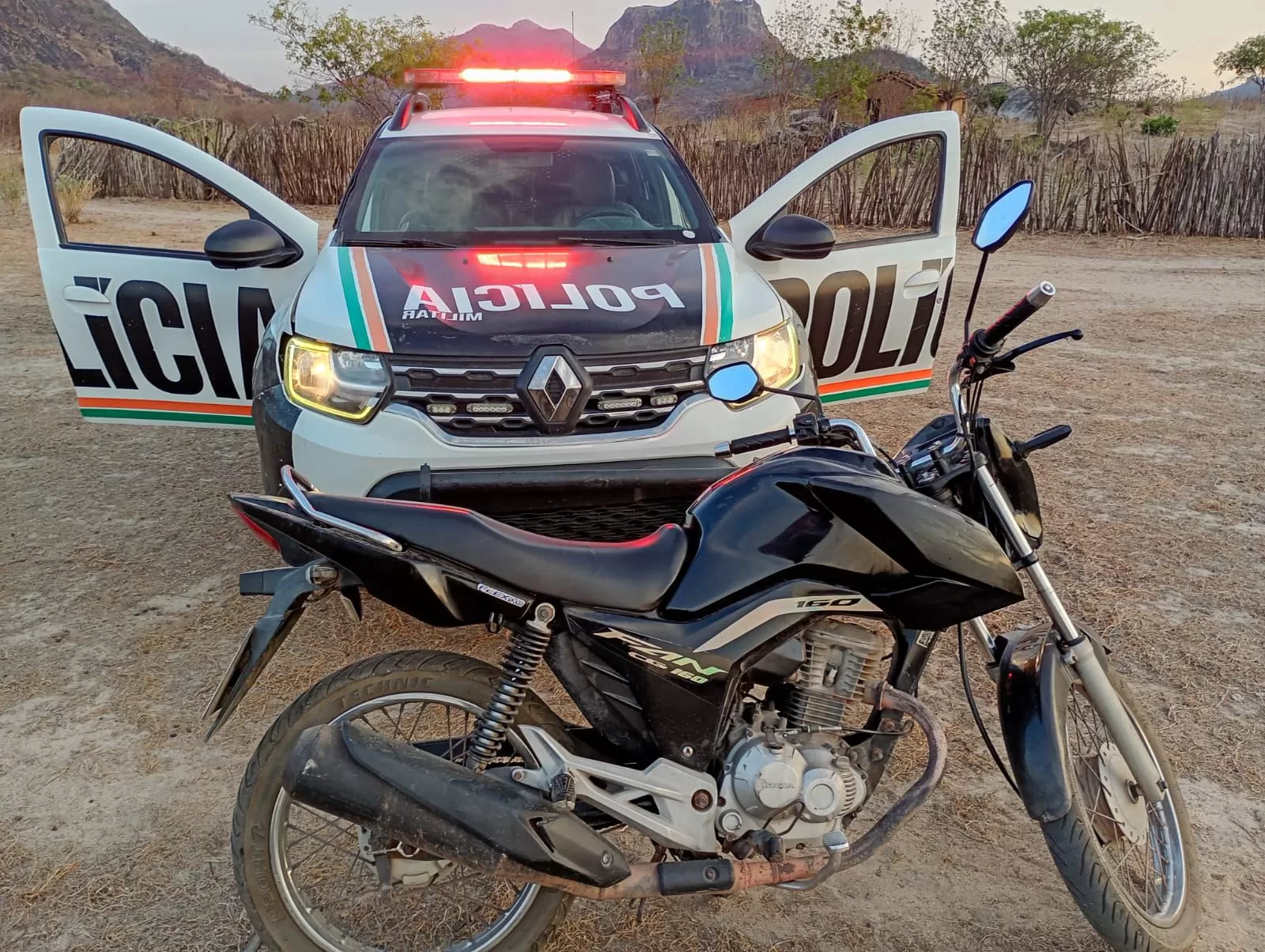 PMCE recupera motocicleta com registro de r0ub0 em Irauçuba