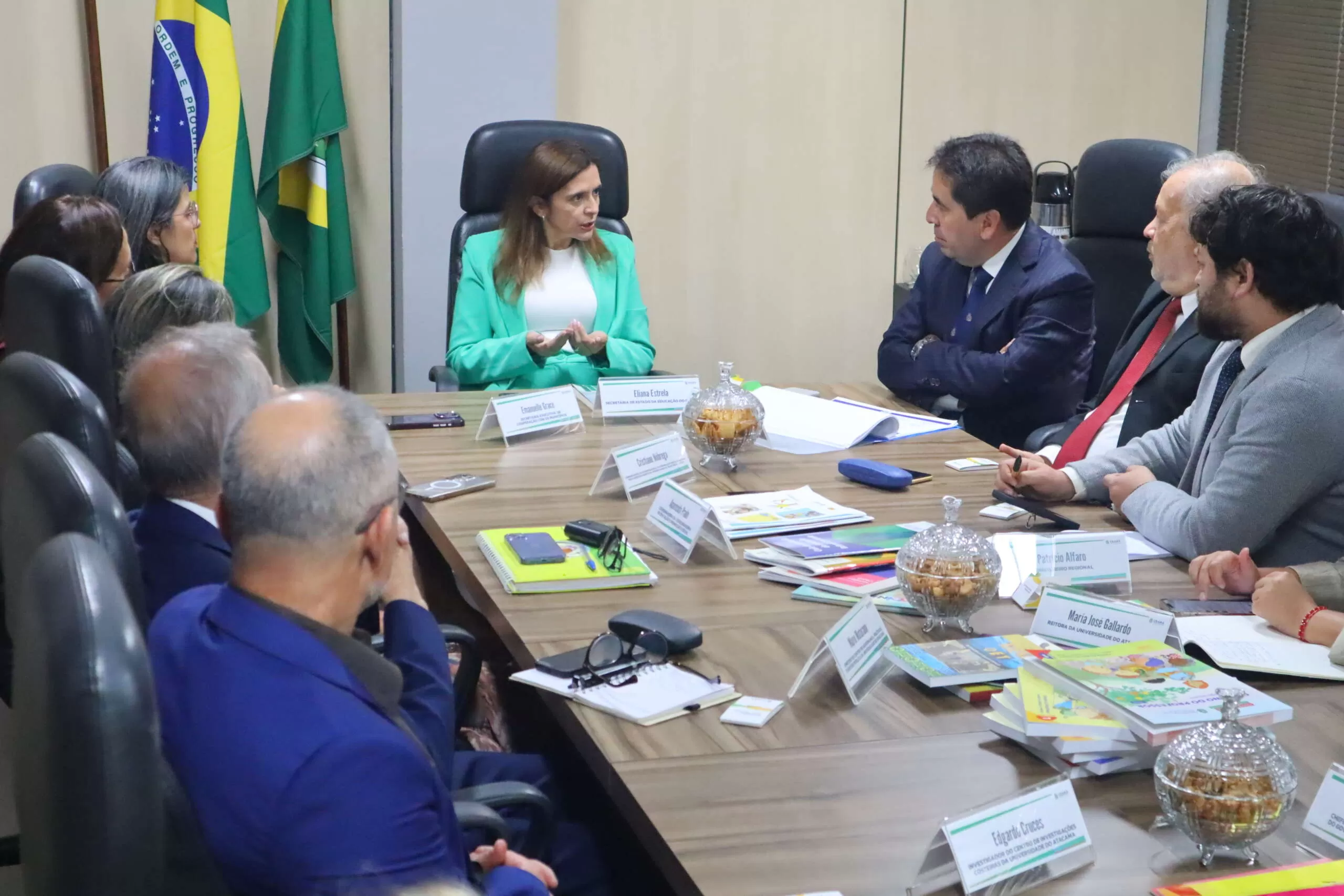Seduc recebe comitiva do Chile interessada em políticas educacionais do Ceará
