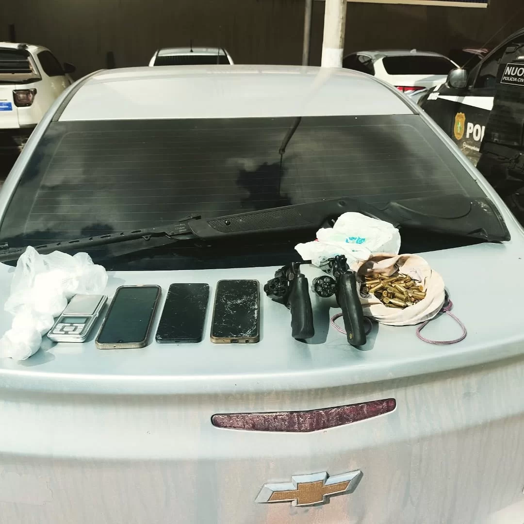 Operação da Polícia Civil apreende arm4s, dr0g4s e munições na zona rural de Itapipoca