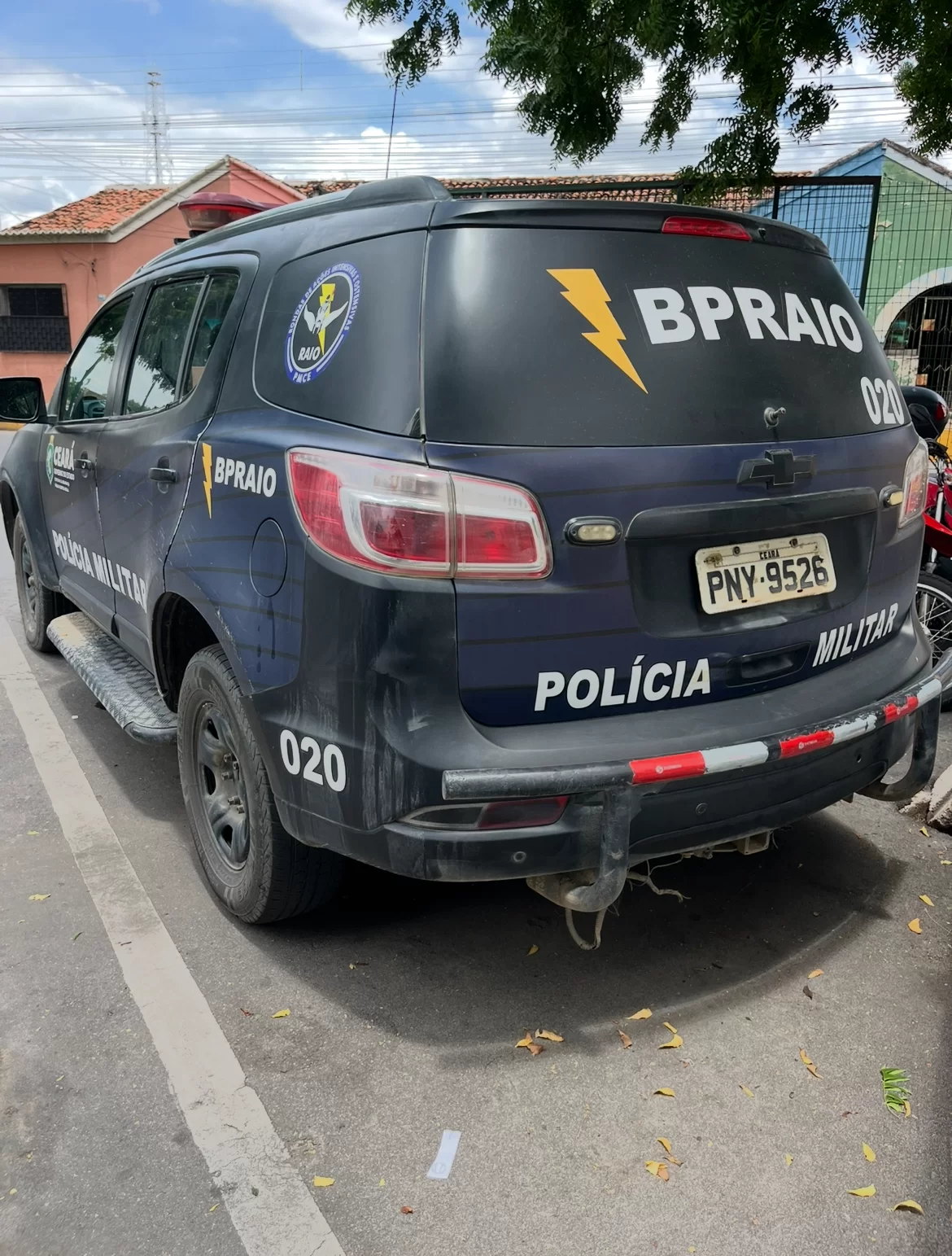 Homem é conduzido à delegacia após suspeita de clonagem de veículo em Santa Quitéria