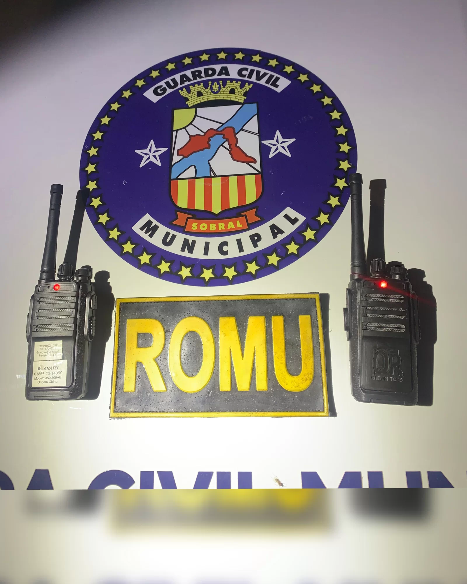 Romu apreende rádios comunicadores com suspeito no Dom Expedito, em Sobral