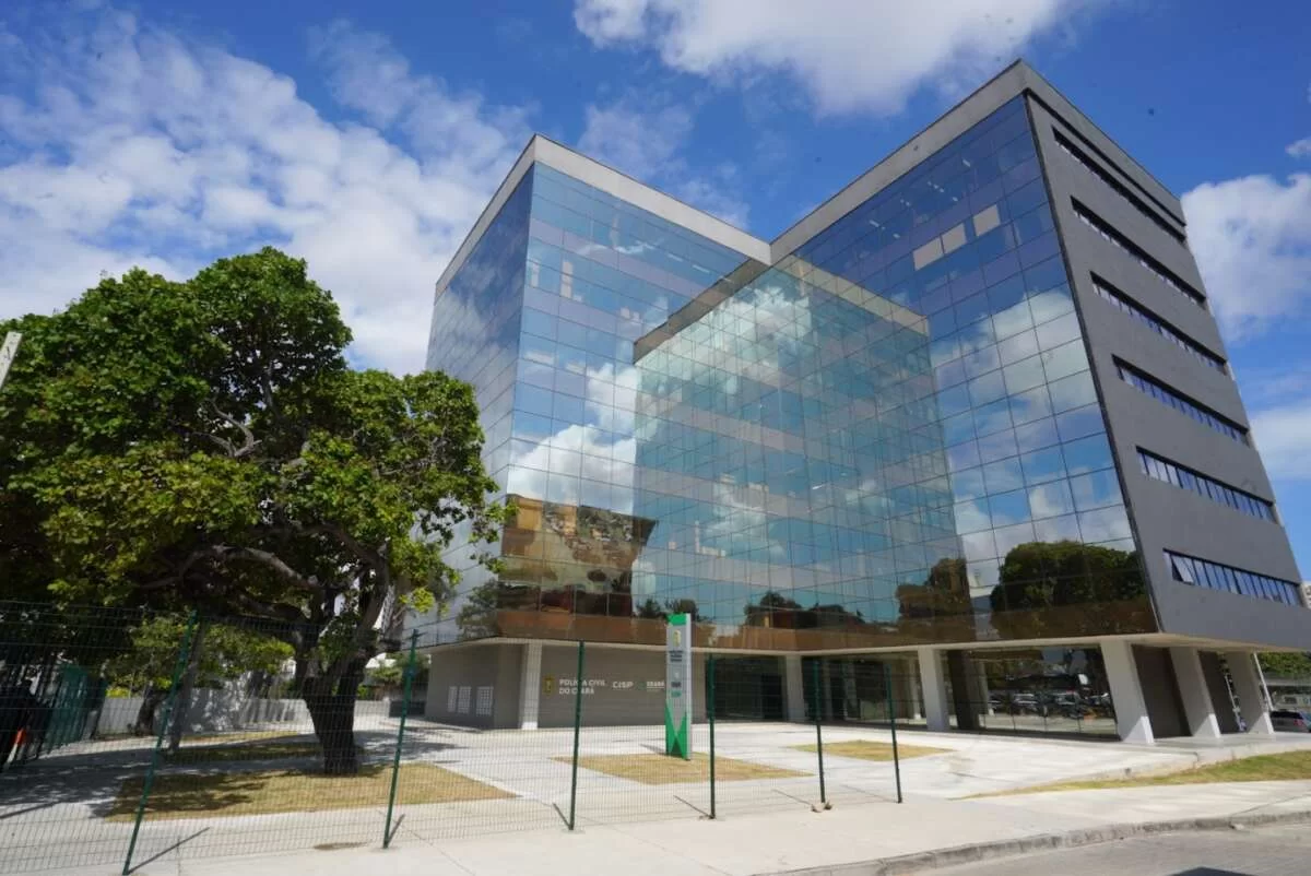 Governo do Ceará entrega 720 novas pistolas à Polícia Civil nesta quinta-feira (26)