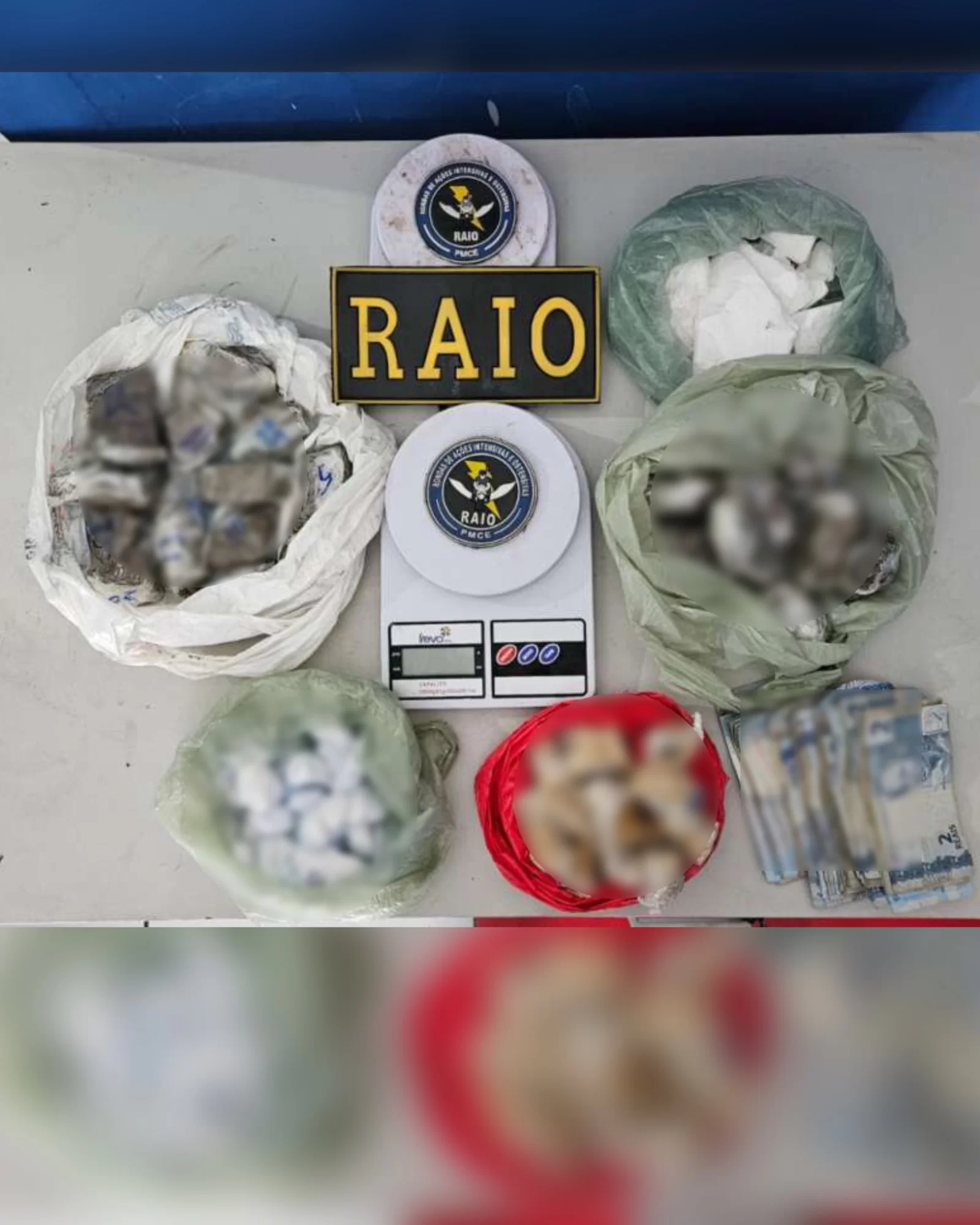 CPRaio apreende 1,76 kg de dr0g4s em terreno baldio em Ubajara