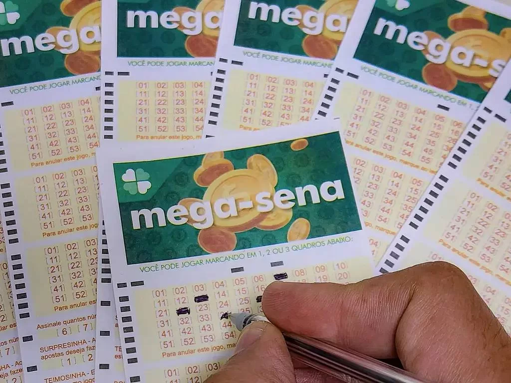 Bolão feito em Eusébio, no Ceará, acerta seis dezenas e leva R$ 158 milhões na Mega-Sena