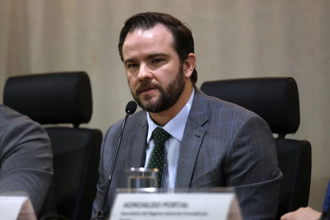 Dario Durigan deve assumir Ministério da Fazenda após saída de Haddad