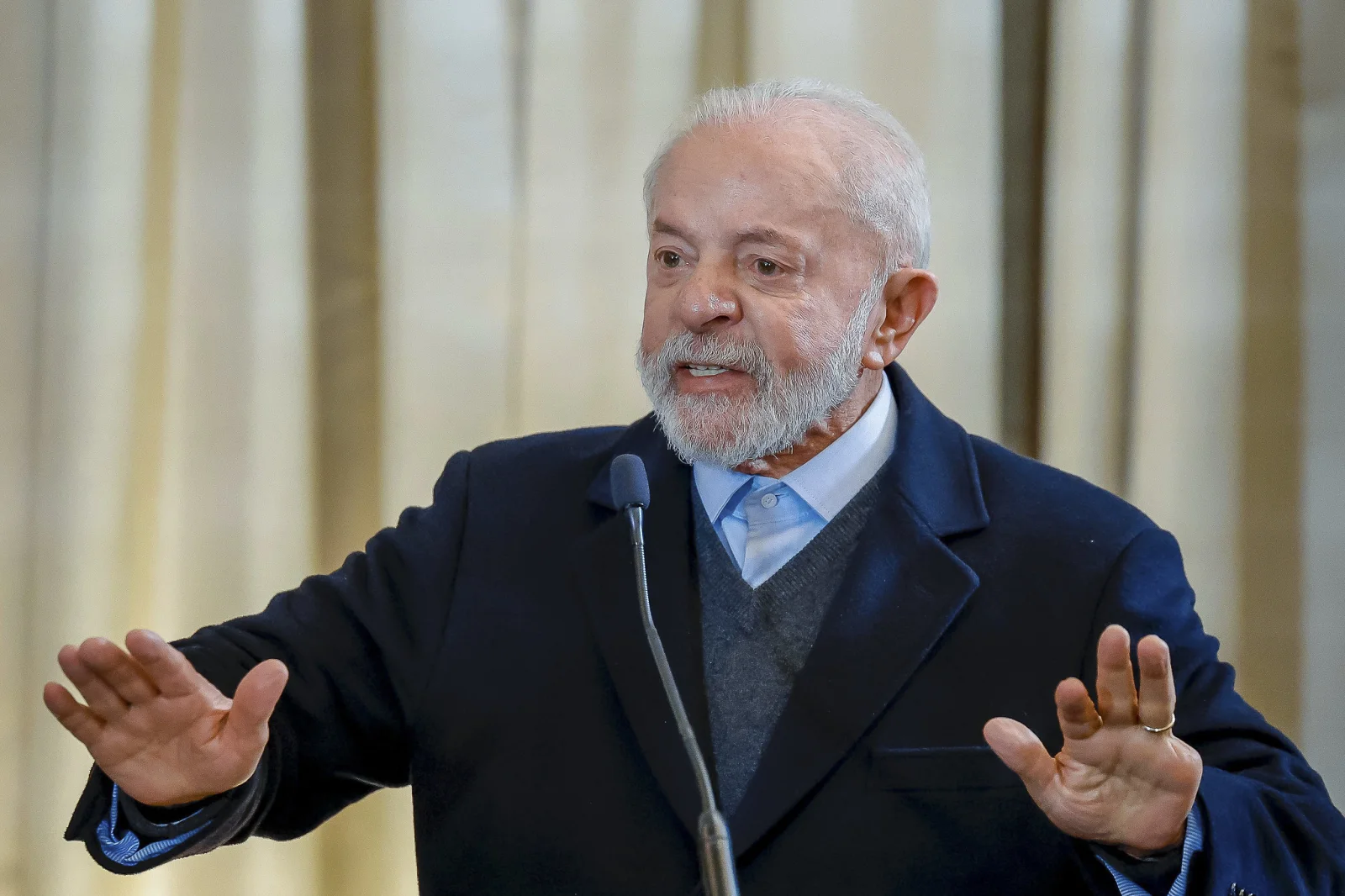 Governo federal busca medidas para reduzir endividamento das famílias brasileiras