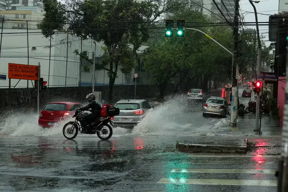Ceará registra chuvas acima da média em abril, aponta Funceme