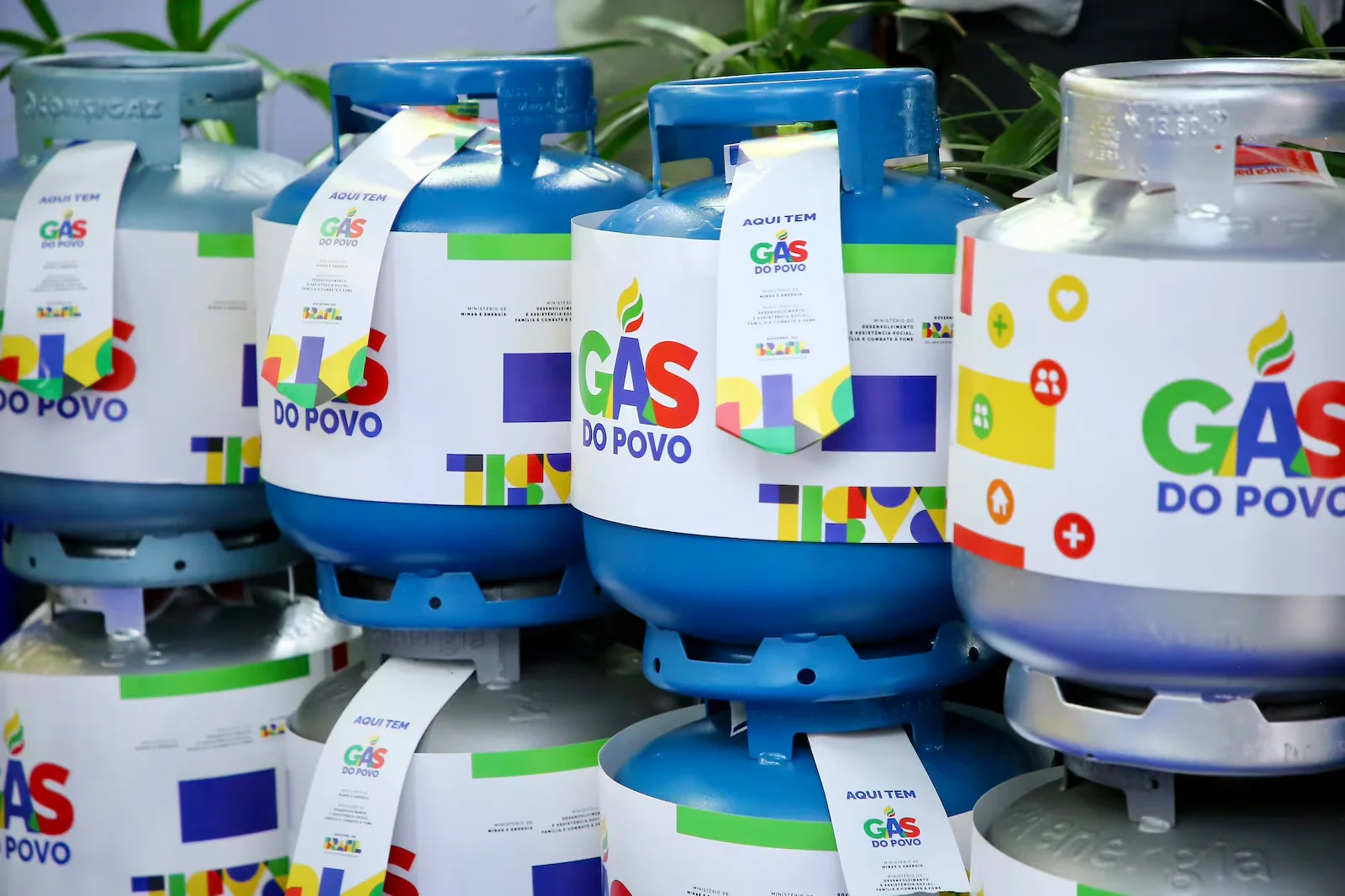 Mais de 1 milhão de famílias no Ceará recebem benefício do Gás do Povo em abril