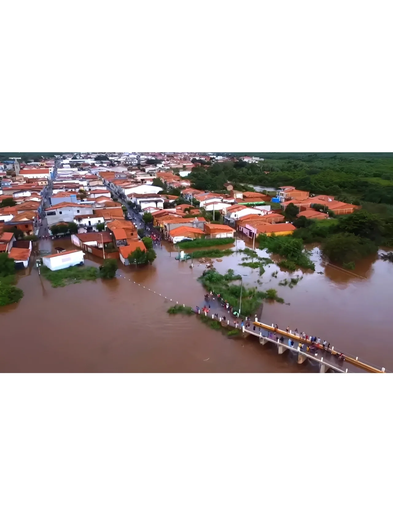 Coreaú decreta emergência após cheia do rio e retorna ao nível de atenção