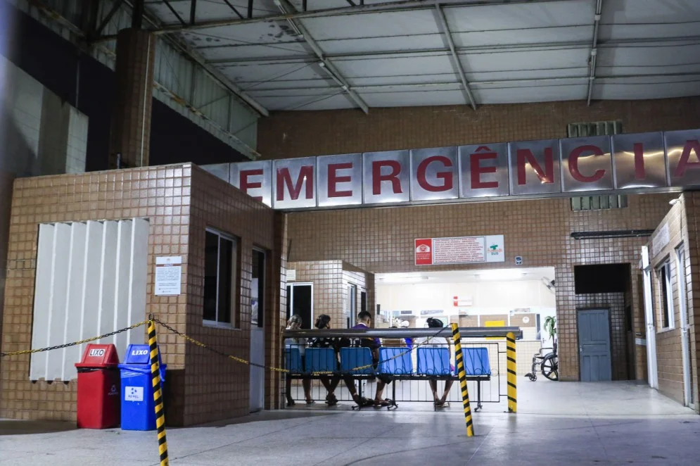 Funcionário do SAAE sofre acidente durante escavação em Sobral e é socorrido por equipes no local