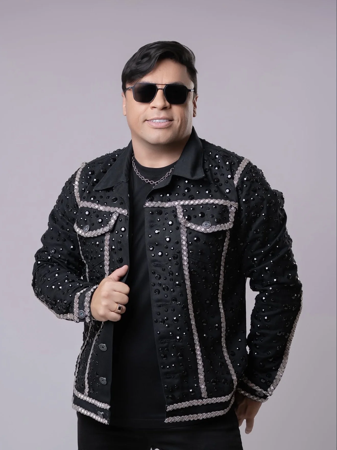 Cantor Neto Araújo, da banda Collo de Menina, m0rr3 aos 42 anos