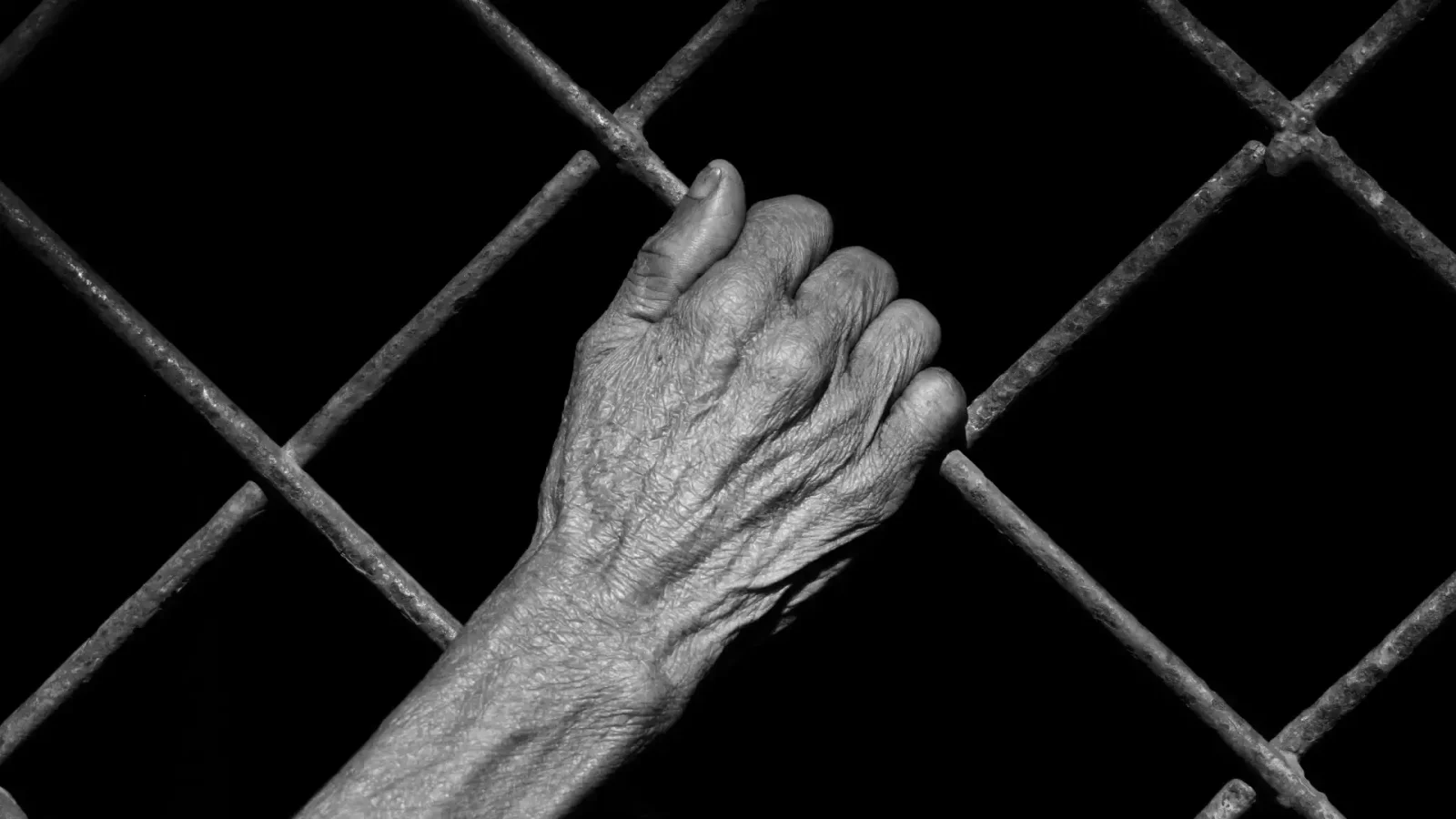 Idosa é resgatada após 55 anos em situação análoga à escravidão em condomínio de luxo de Fortaleza