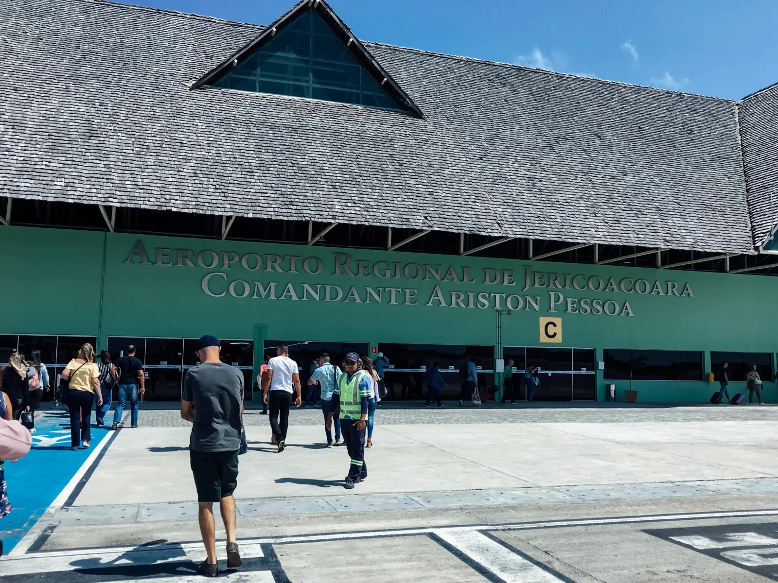 Ceará formaliza pedido para internacionalizar Aeroporto de Jericoacoara