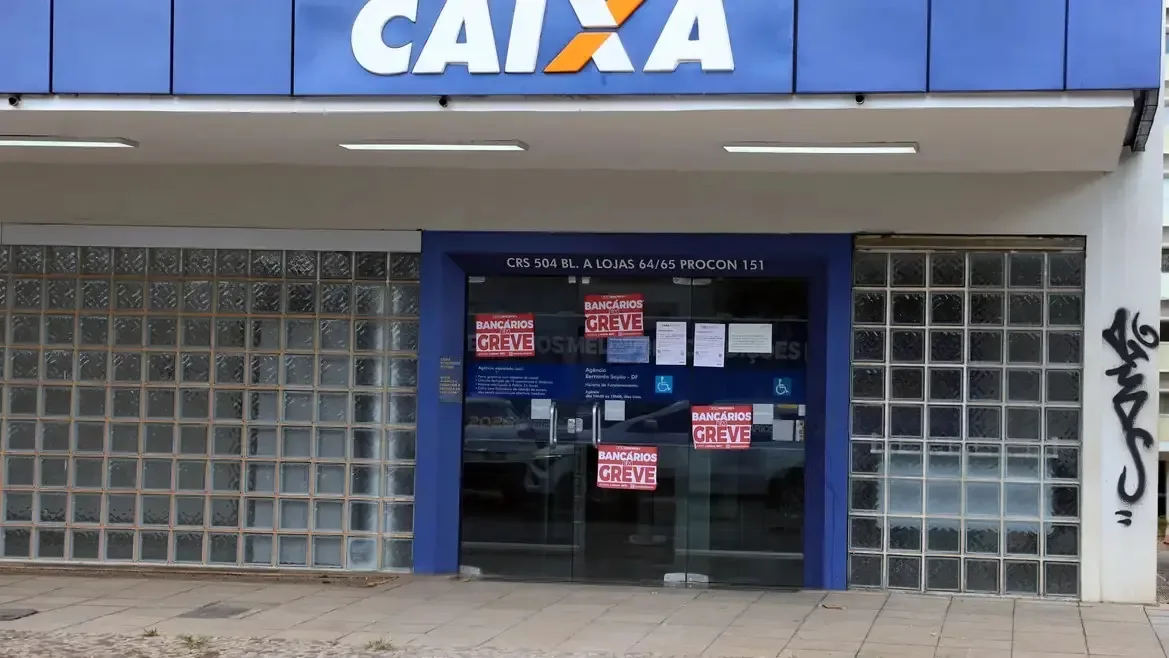 Funcionários da Caixa rejeitam proposta e greve continua