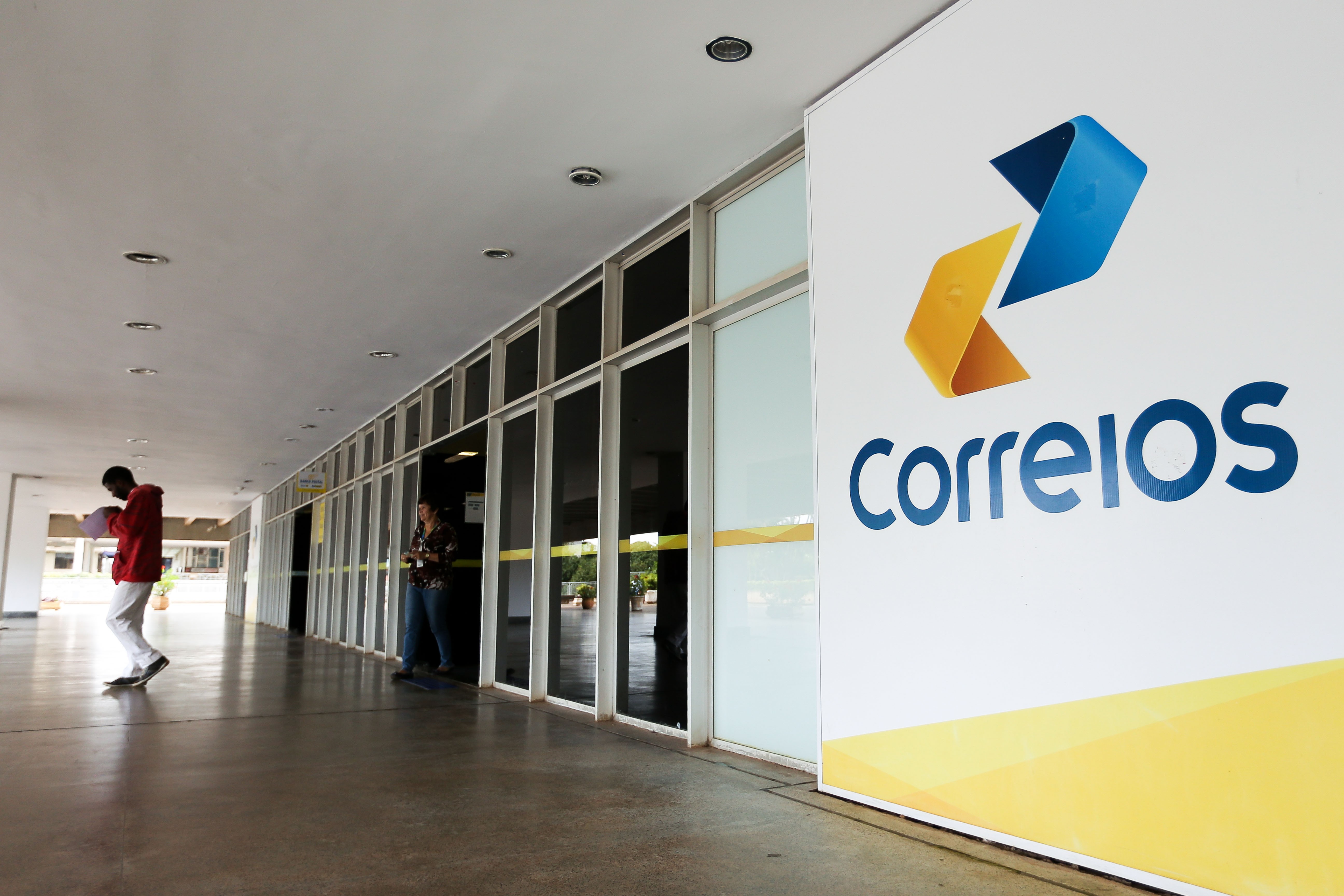 Correios iniciam serviço gratuito de coleta para descarte de lixo eletrônico