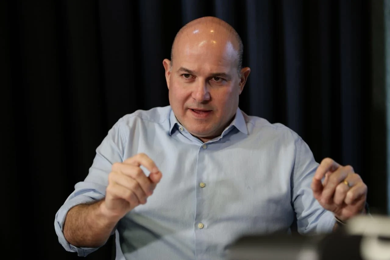 Roberto Cláudio declara apoio a Flávio Bolsonaro
