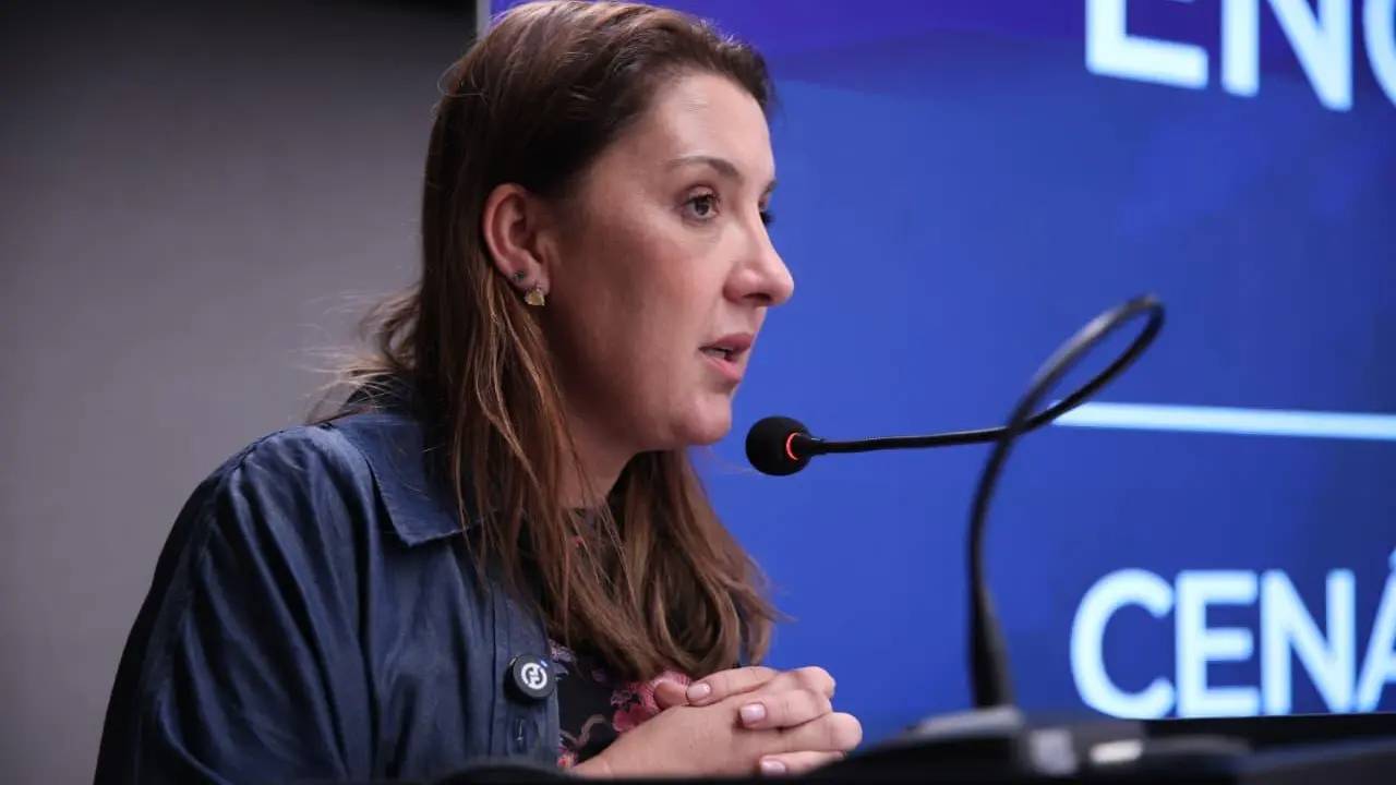 Coordenadora econômica de Flávio Bolsonaro defende 'revogaço' em Fortaleza