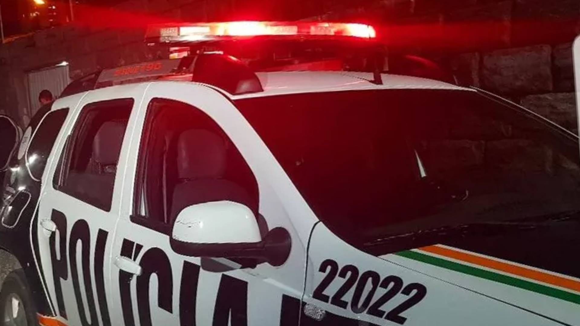 Dois corpos são encontrados às margens de rio na Capital