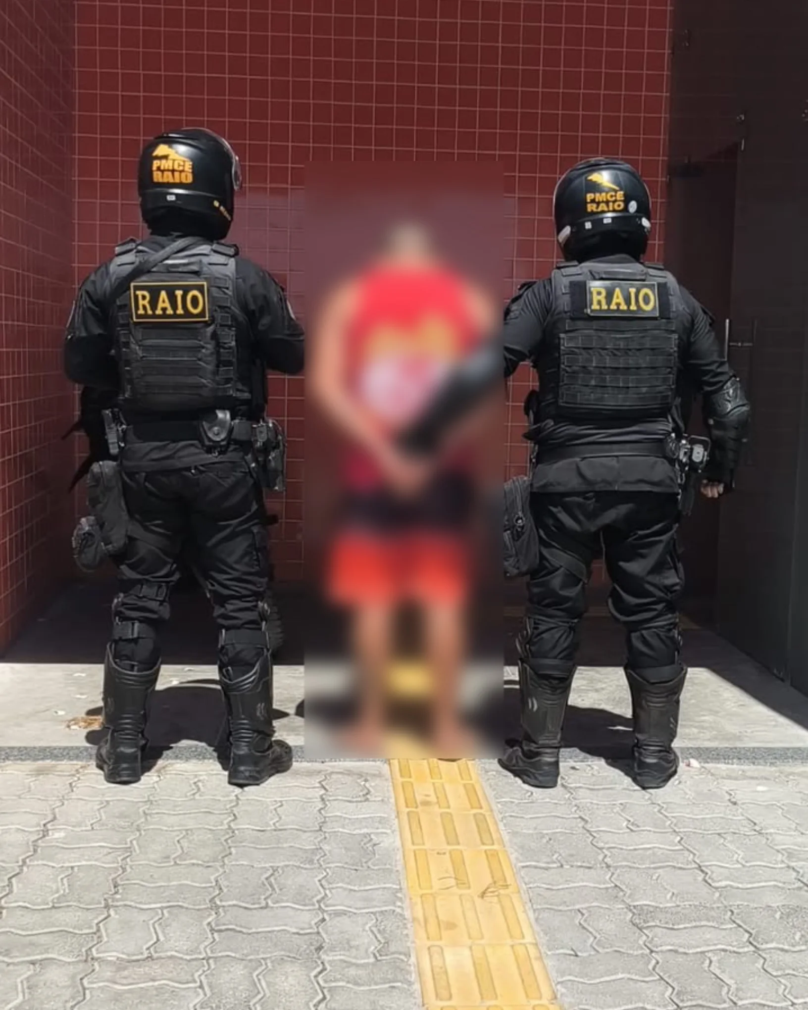 RAIO apreende munições e dr0g4s no bairro Olinda, em Camocim