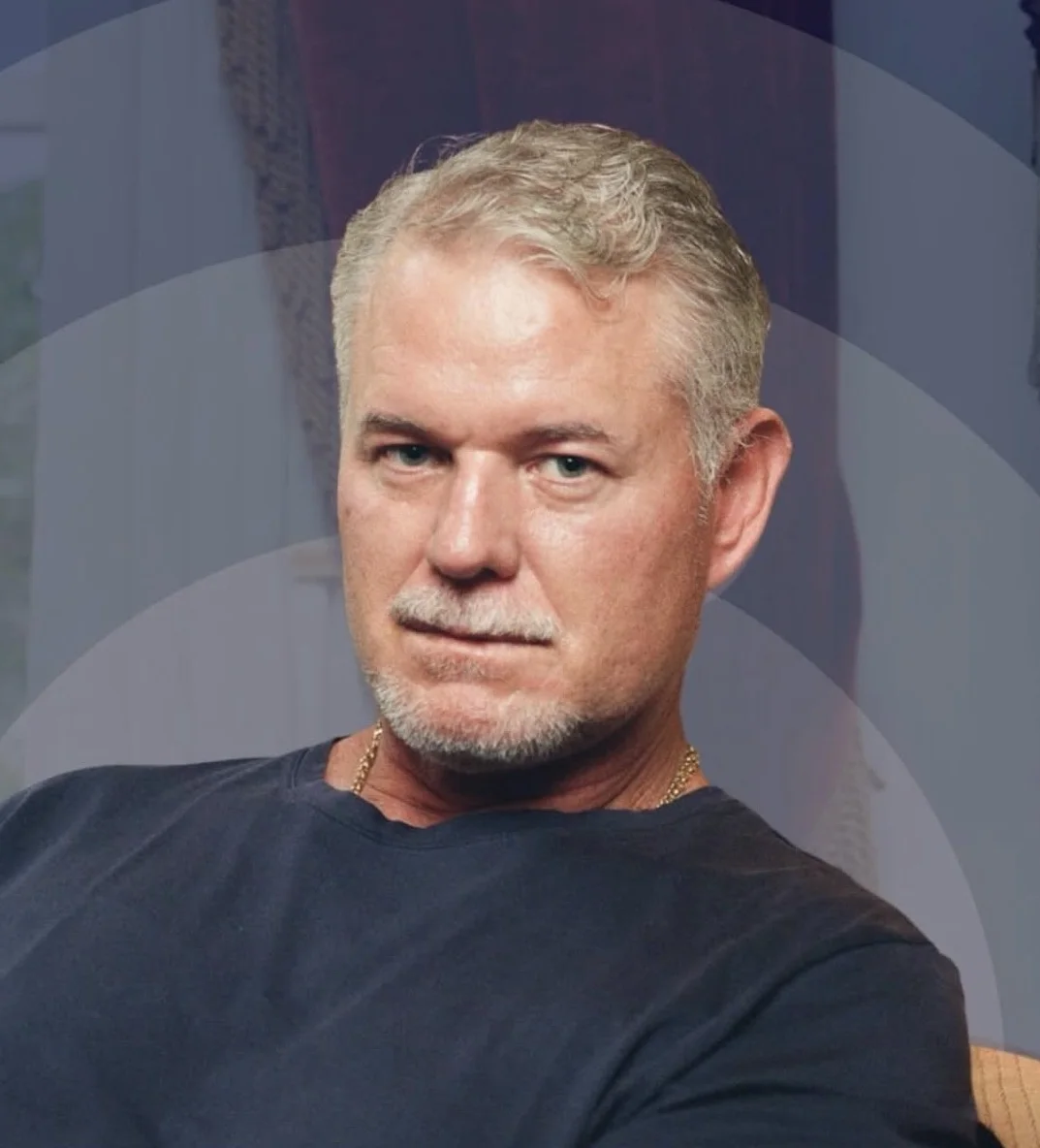Eric Dane revelou ter consumido “todas as dr0g4s possíveis” em biografia póstuma