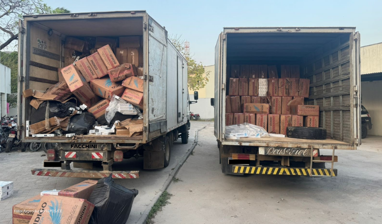 Leia mais sobre o artigo Polícia Militar apreende carga de 400 mil carteiras de cigarros contrabandeados em Amontada